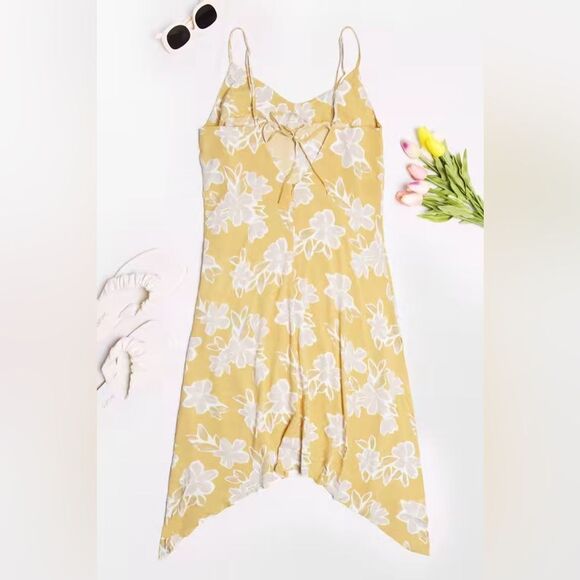 Cupshe Amelie Floral Tie Back Slip‎ Dress yellow floral sun rayon Large - Picture 2 of 13
